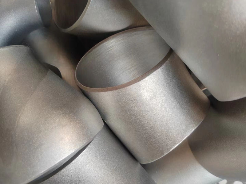 Short radius stainless steel elbow